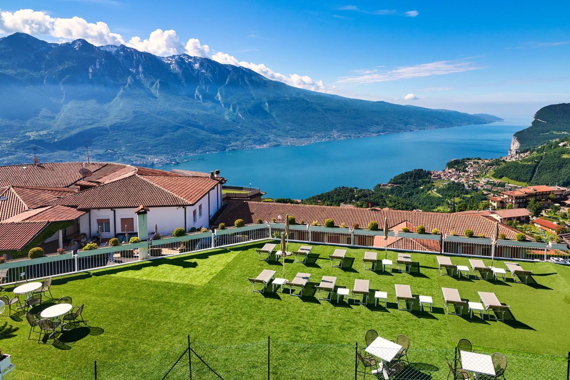 Hotel Le Balze - Aktiv & Wellness Tremosine Exterior photo