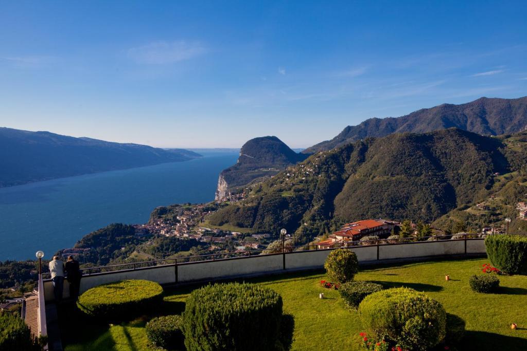 Hotel Le Balze - Aktiv & Wellness Tremosine Exterior photo
